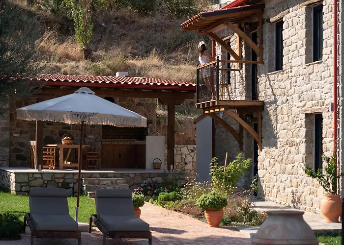 Вилла Lithos Apollon *