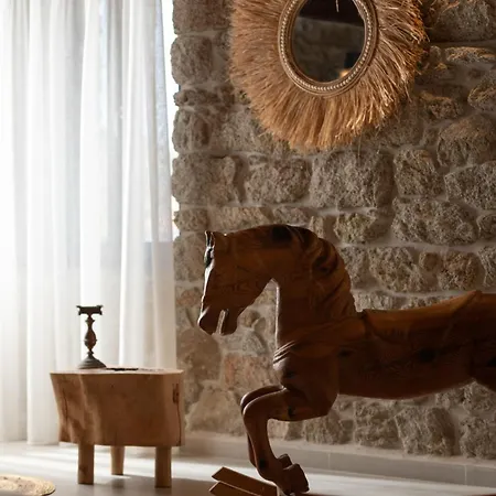 Lithos Apollon Villa *