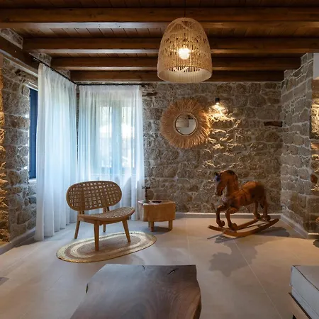 Lithos Apollon Villa