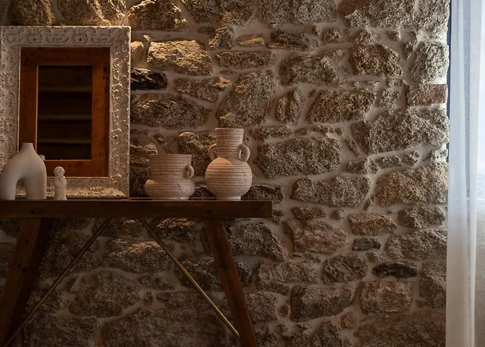 Вилла Lithos Apollon *