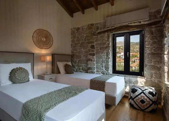 Lithos Apollon * Сикия